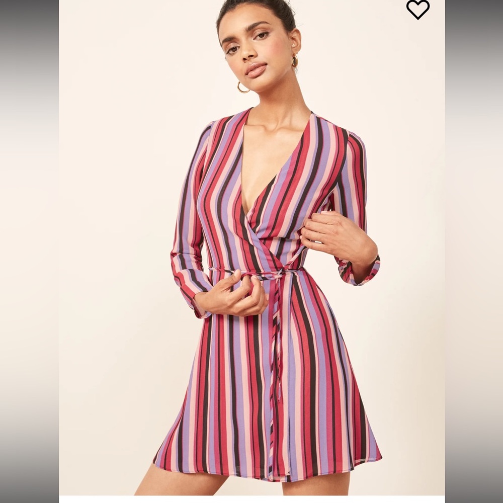 Reformation Anya dress wrap tie closure dress like new size medium